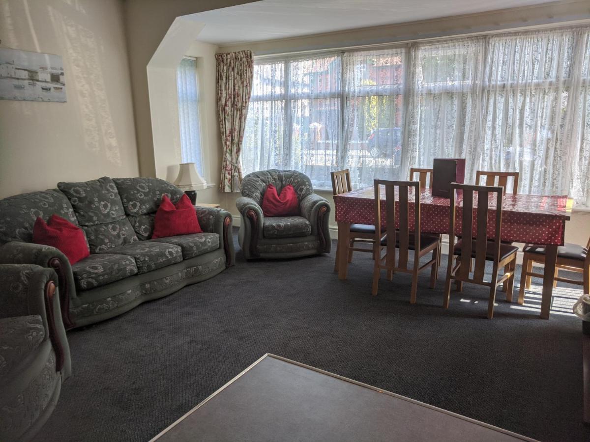 Buile Hill Holiday Flats Llandudno Ngoại thất bức ảnh